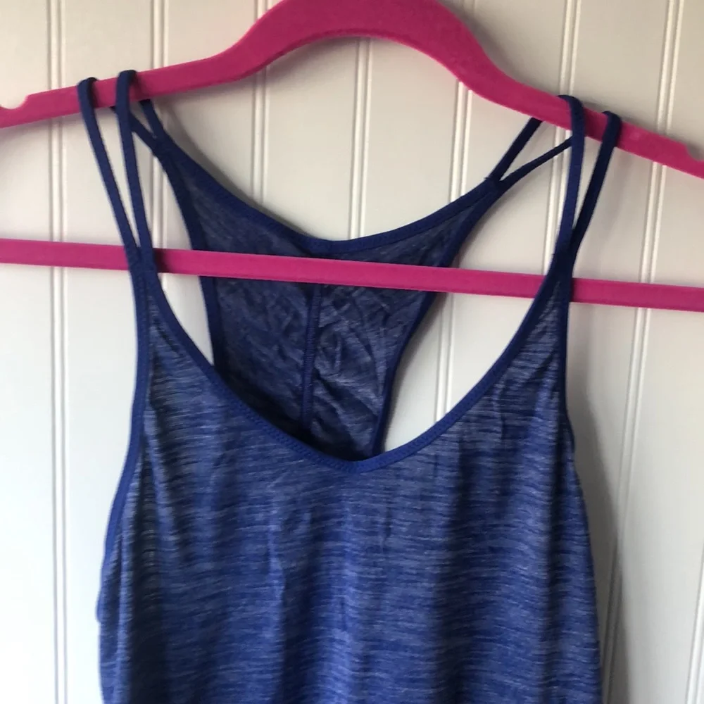 Lululemon Racerback Tank Size 6 - Picture 2 of 7